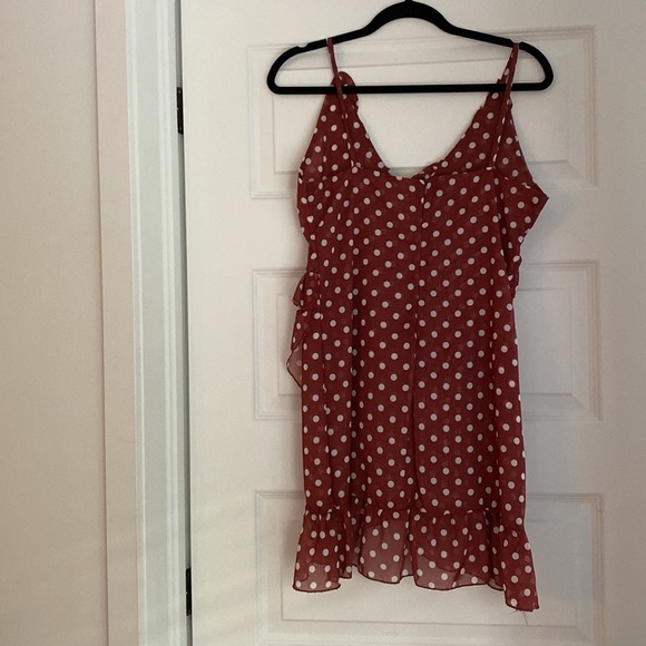 Summery Red Polka dot ruffle dress - Picture 5 of 5